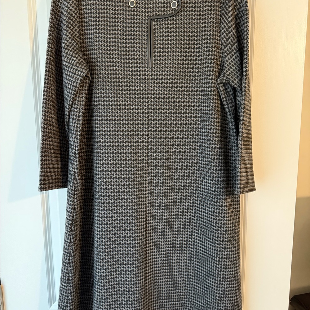 J. McLaughlin Knit dress with leather trim/ grey and black tweed